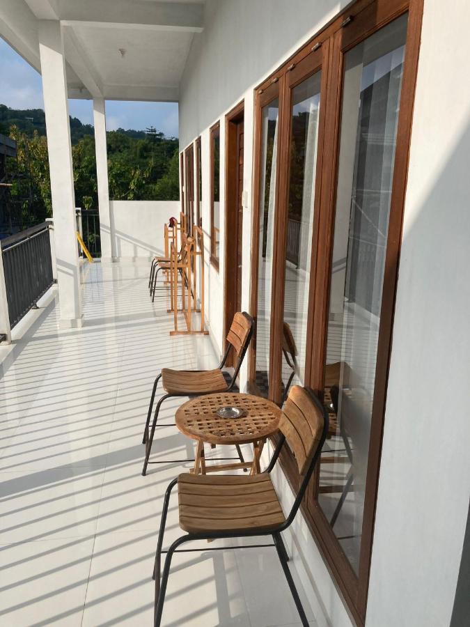 Villa Iris Homestay 울루와뚜 외부 사진